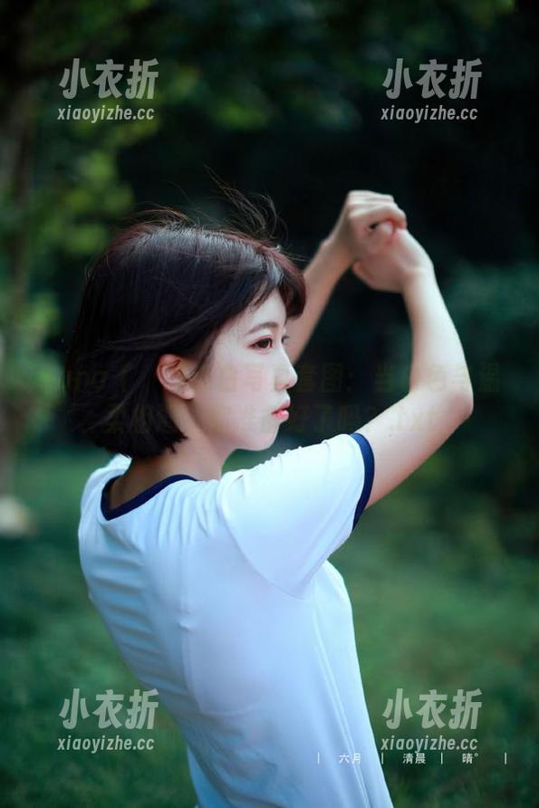 Yuna (윤아)纯白写真套图：当白色与温柔相遇，你准备好了吗？.txt